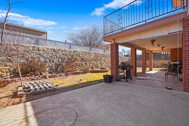 11635 RUFUS BRIJALBA Drive, El Paso, TX 79936