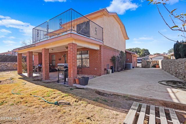 11635 RUFUS BRIJALBA Drive, El Paso, TX 79936