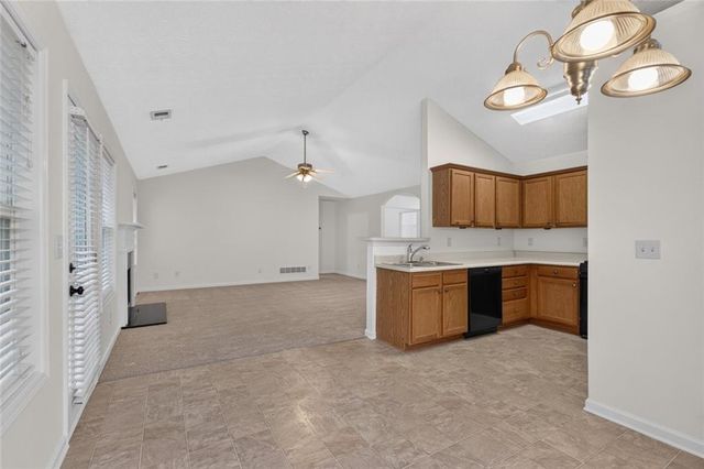 17 Mitchell Drive, Hiram, GA 30141