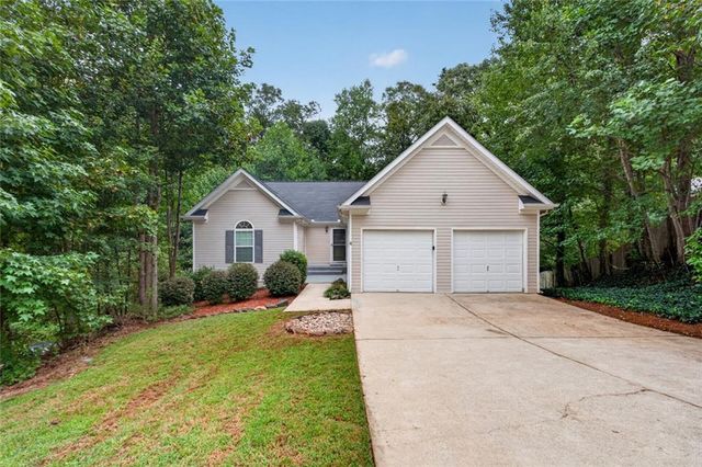 17 Mitchell Drive, Hiram, GA 30141