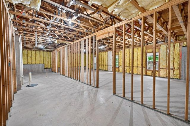 17 Mitchell Drive, Hiram, GA 30141