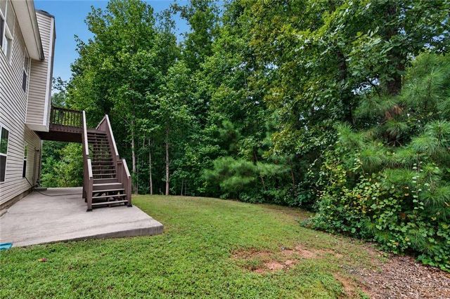 17 Mitchell Drive, Hiram, GA 30141