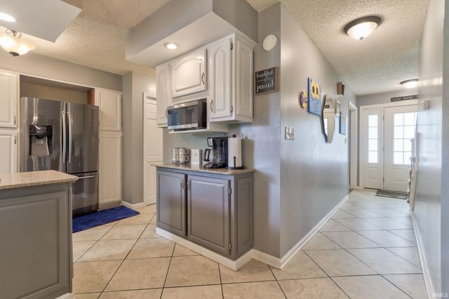 228 Wilson Square, Evansville, IN 47715