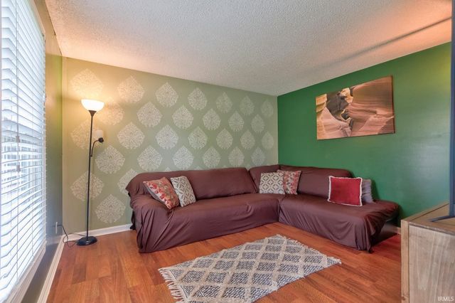 228 Wilson Square, Evansville, IN 47715