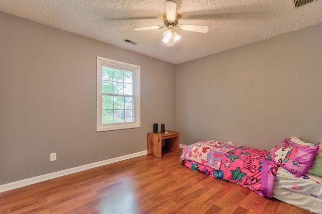 228 Wilson Square, Evansville, IN 47715