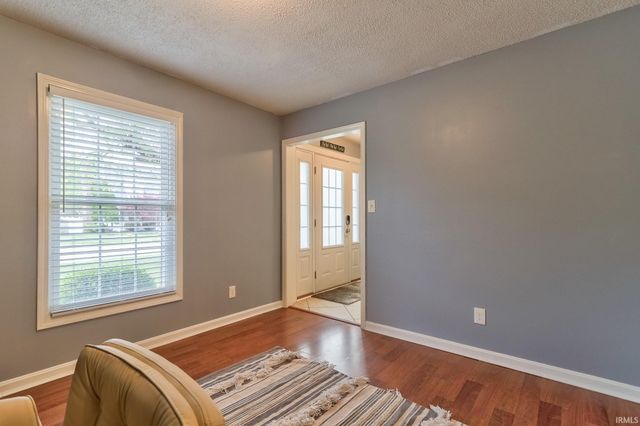 228 Wilson Square, Evansville, IN 47715