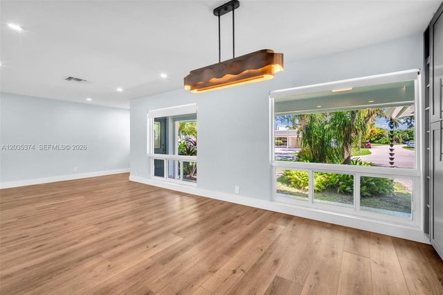 2179 NE 59th Ct, Fort Lauderdale, FL 33308