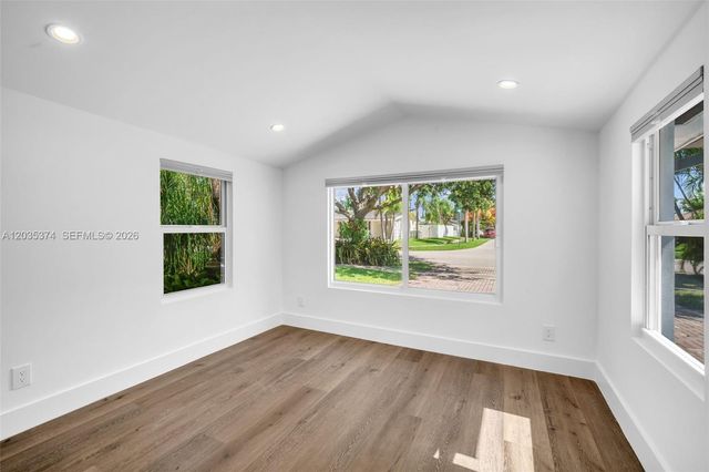 2179 NE 59th Ct, Fort Lauderdale, FL 33308