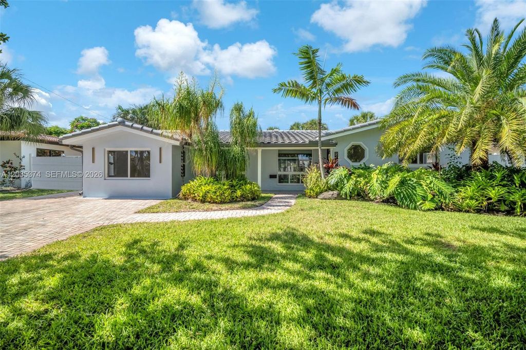 2179 NE 59th Ct, Fort Lauderdale, FL 33308