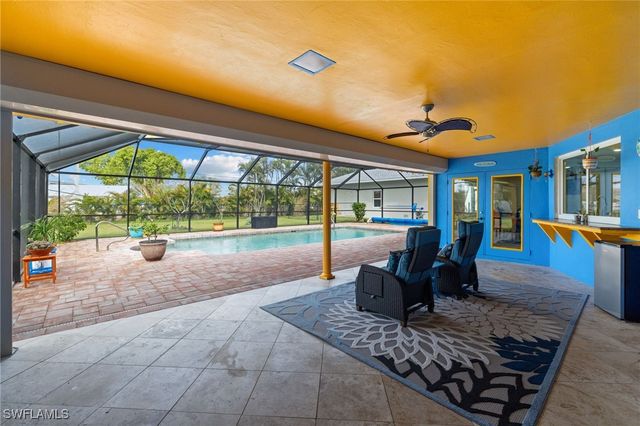 3743 Liberty SQ, Fort Myers, FL 33908