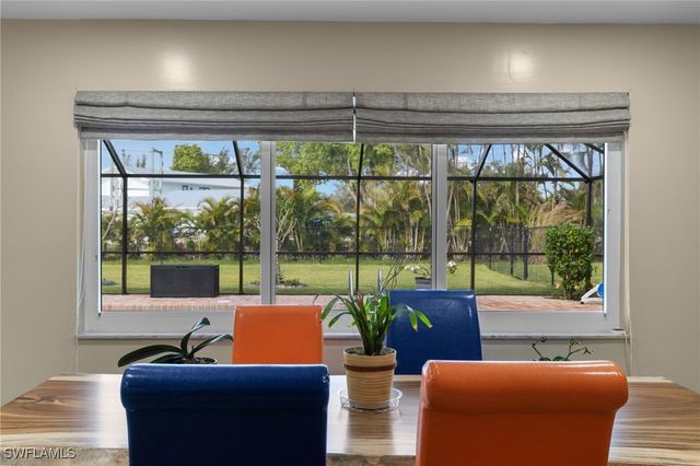 3743 Liberty SQ, Fort Myers, FL 33908