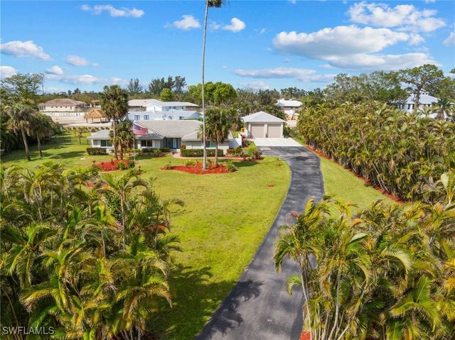 3743 Liberty SQ, Fort Myers, FL 33908