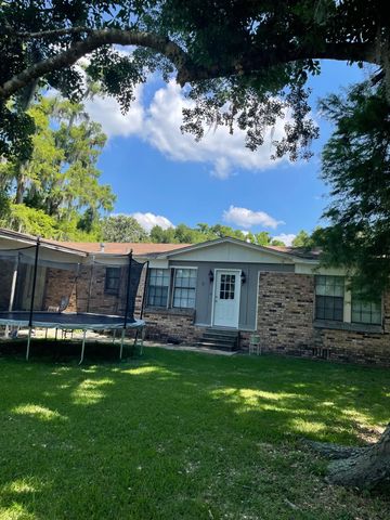 12 Fernwood Dr, Houma, LA 70364