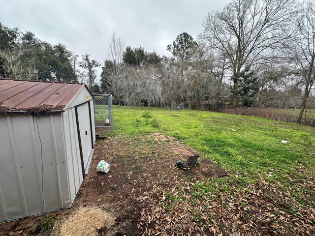 12 Fernwood Dr, Houma, LA 70364