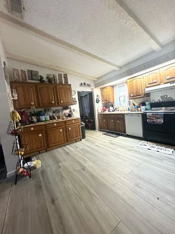 12 Fernwood Dr, Houma, LA 70364