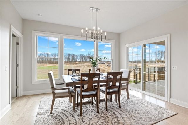 119 Cedarway Circle 405, Webster, NY 14580