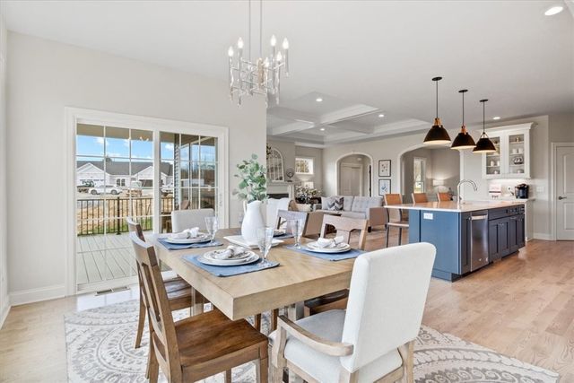 119 Cedarway Circle 405, Webster, NY 14580