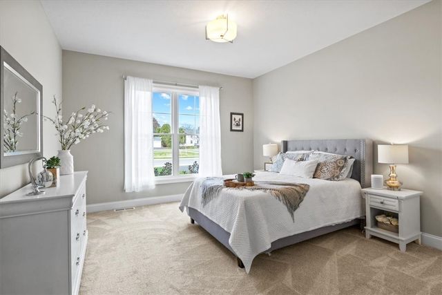 119 Cedarway Circle 405, Webster, NY 14580