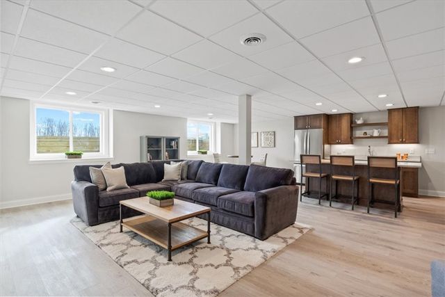 119 Cedarway Circle 405, Webster, NY 14580