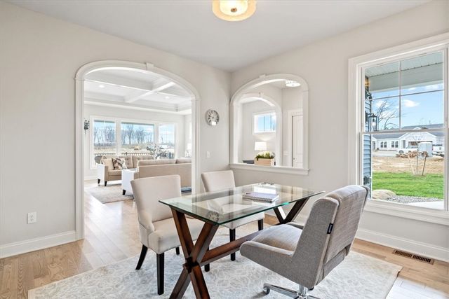 119 Cedarway Circle 405, Webster, NY 14580