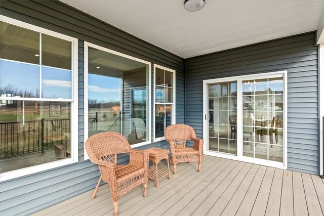 119 Cedarway Circle 405, Webster, NY 14580