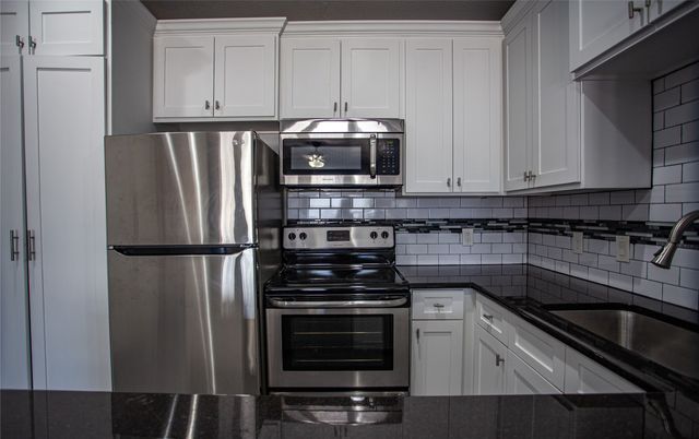 5328 Rowena Street, Dallas, TX 75206