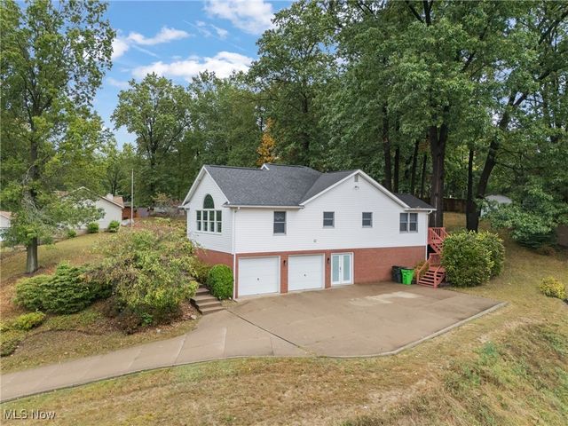 134 Shore Line Avenue NW, Canton, OH 44708