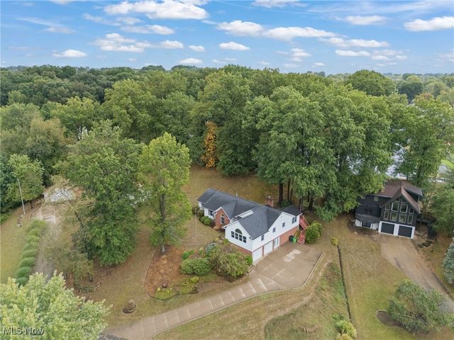 134 Shore Line Avenue NW, Canton, OH 44708