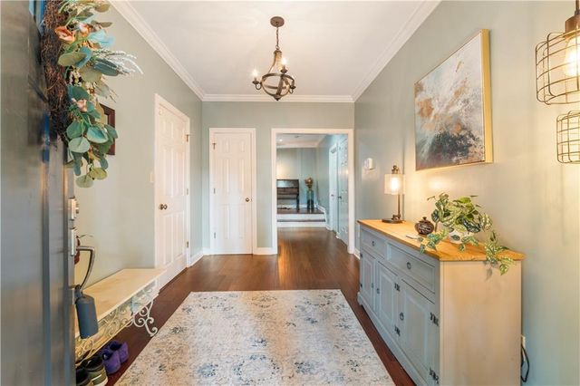 2220 Defoors Ferry Road NW, Atlanta, GA 30318