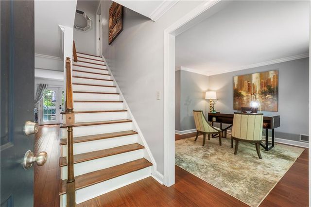 2220 Defoors Ferry Road NW, Atlanta, GA 30318