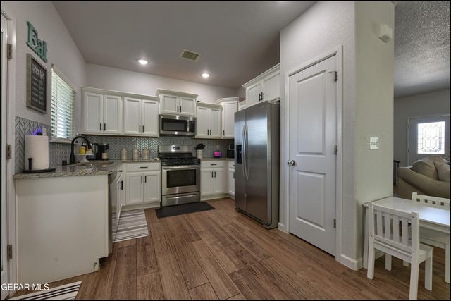 6581 HOOP Street, El Paso, TX 79932