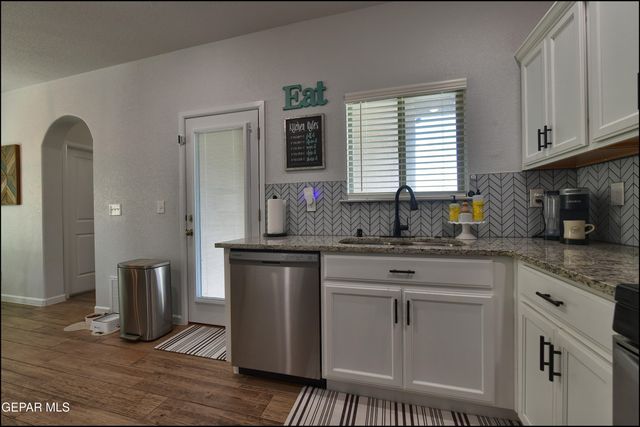 6581 HOOP Street, El Paso, TX 79932