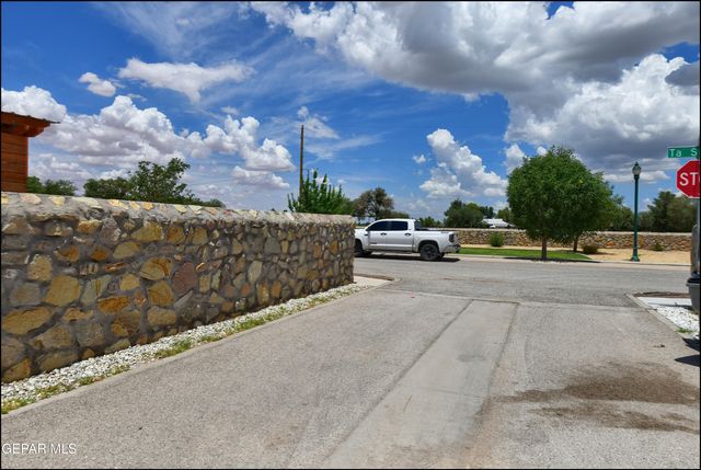 6581 HOOP Street, El Paso, TX 79932