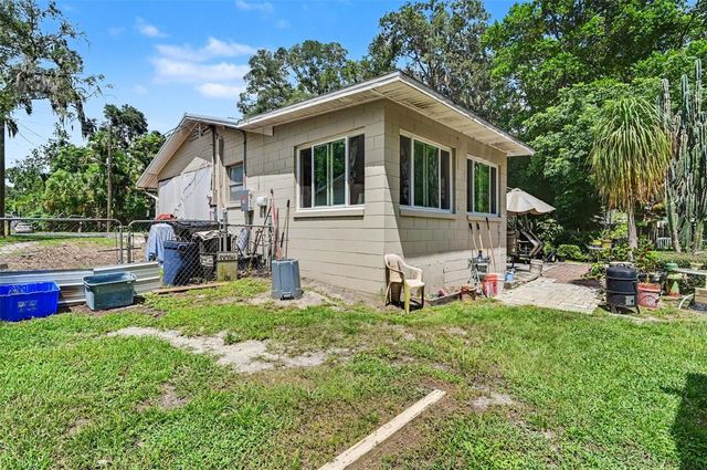 624 W FRENCH AVENUE, Orange City, FL 32763
