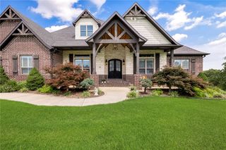 5740 Sparkling Road, Springdale, AR 72764