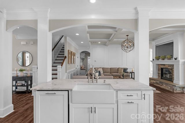 168 Golden View Drive, Waxhaw, NC 28173