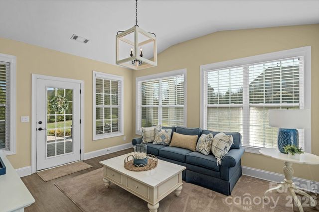 168 Golden View Drive, Waxhaw, NC 28173