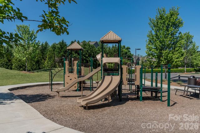 168 Golden View Drive, Waxhaw, NC 28173