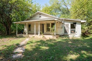 1310 W Campbell, Paris, TX 75460