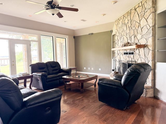 852 Lcr 894, Jewett, TX 75846