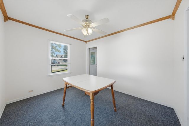 6811 W Crandall Avenue, Worth, IL 60482