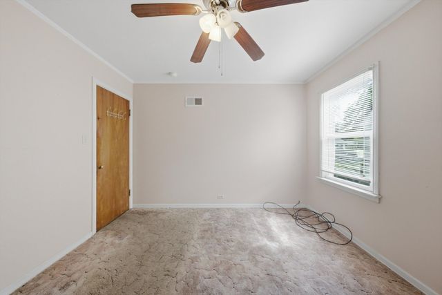 6811 W Crandall Avenue, Worth, IL 60482