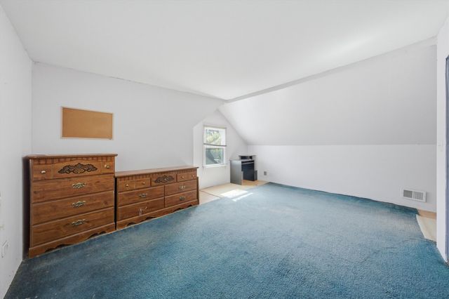 6811 W Crandall Avenue, Worth, IL 60482