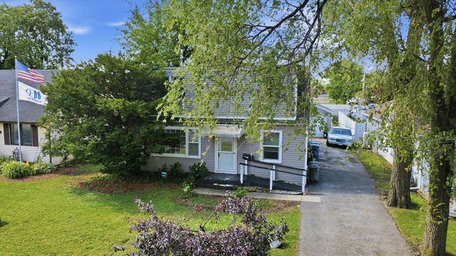 6811 W Crandall Avenue, Worth, IL 60482