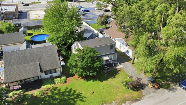 6811 W Crandall Avenue, Worth, IL 60482