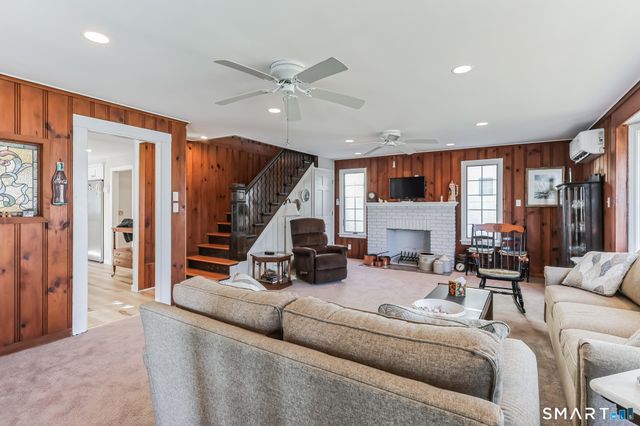 29 West Walk, Clinton, CT 06413