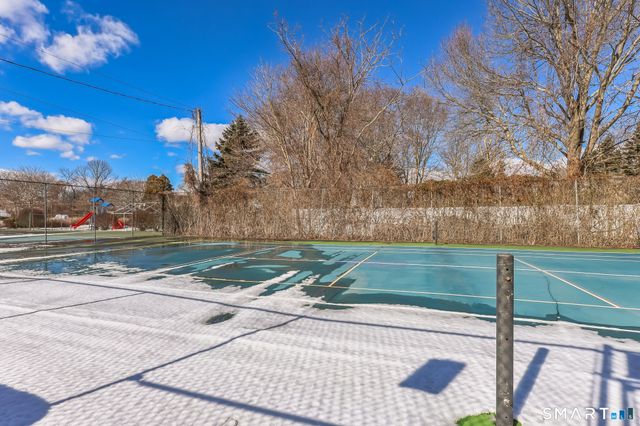 29 West Walk, Clinton, CT 06413