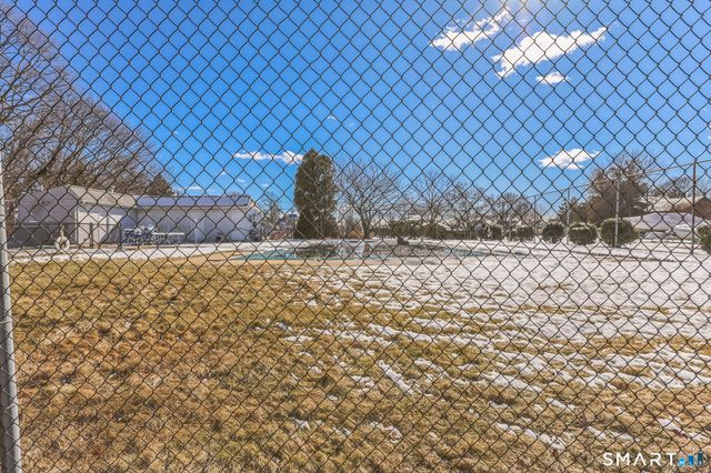 29 West Walk, Clinton, CT 06413