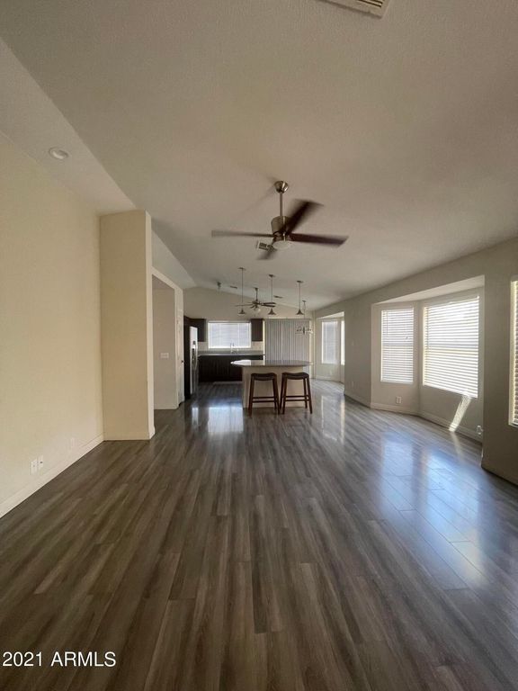 4020 W Camino Vivaz --, Glendale, AZ 85310 — photo 4