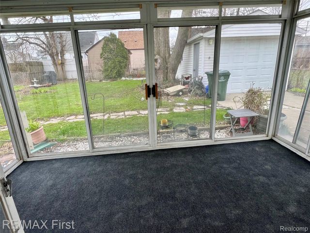 22936 CAROLINA Street, St. Clair Shores, MI 48080